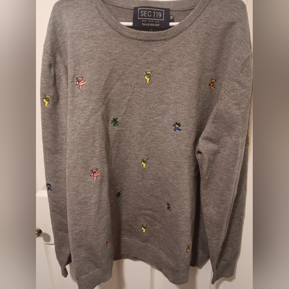 Gray Sweater with Multicolor Accents Bears